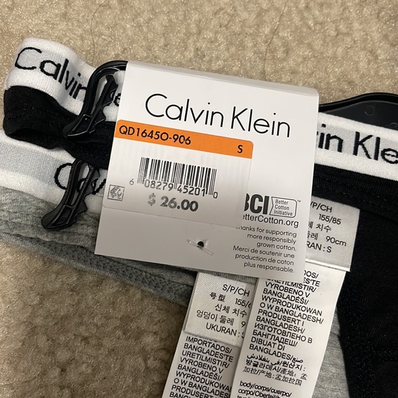 Calvin Klein underwear thong - Picture 3 of 3